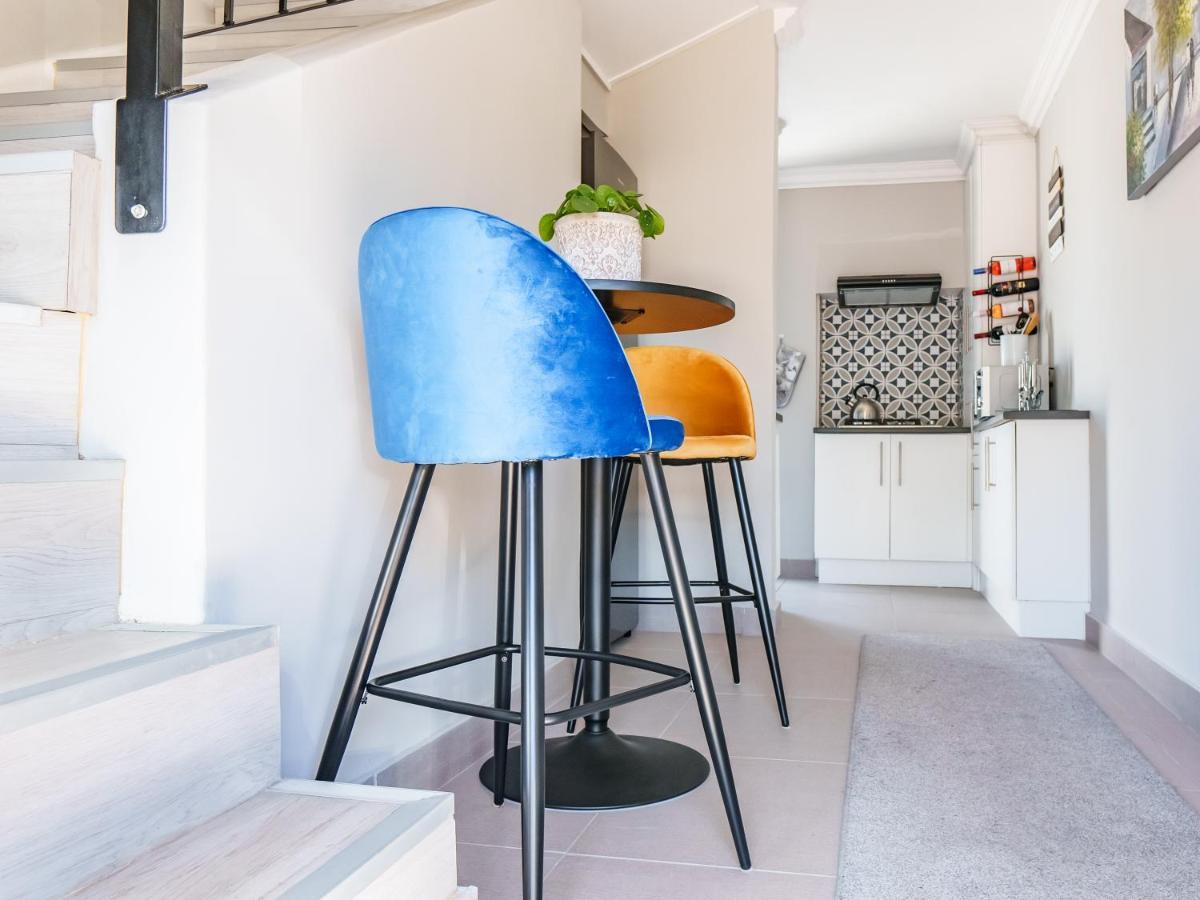 Dreamcatcher Airbnb Apartment *